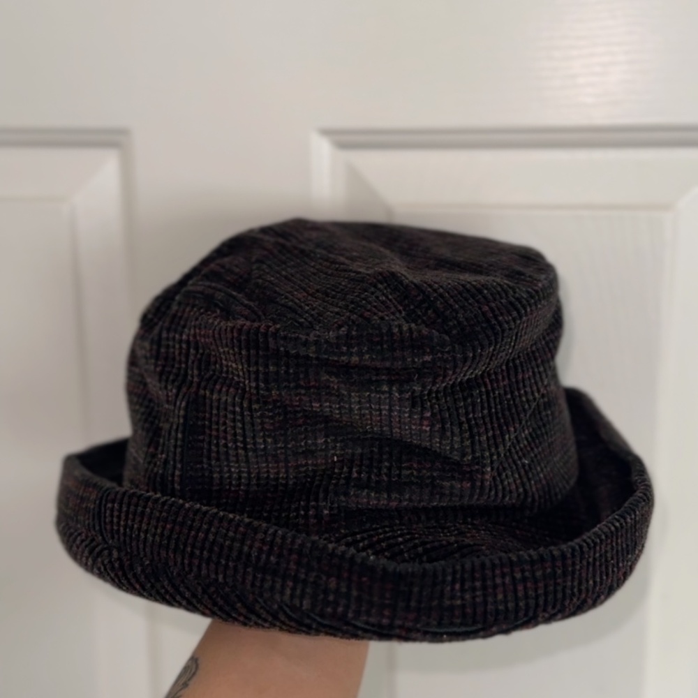90s Style Bucket Hat Knit Flat Top Rolled Brim Hat